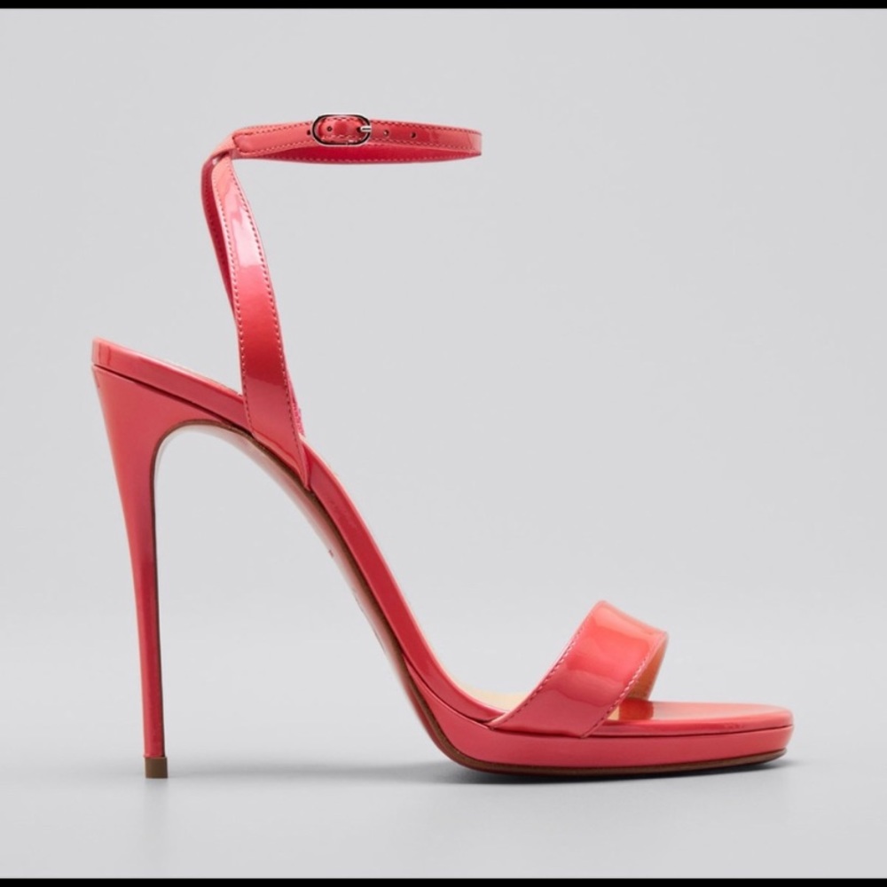 NIB Christian Louboutin Loubi Queen in pink